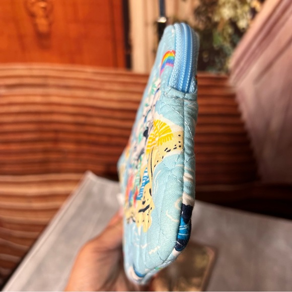 NWT Vera Bradley RFID All Day Simple Blue Beach Print Wristlet - Picture 5 of 11